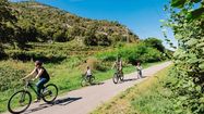 PLAISIRS VERTS – La véloroute d’Ossau trace sa voie